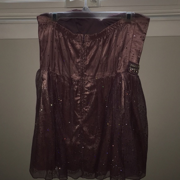 Dress - Picture 2 of 3